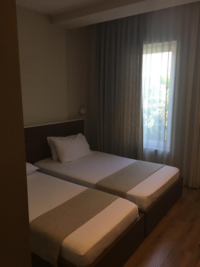 Soleo Hotel Τίρανα Εξωτερικό φωτογραφία